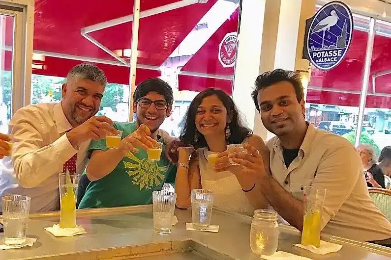 Ginis Beverages: Non-alcoholic Beverage & Wellness Drink